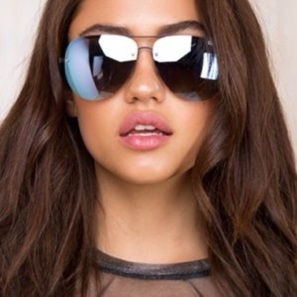 Quay Australia Muse Black and Purple Mirrored Sunglasses